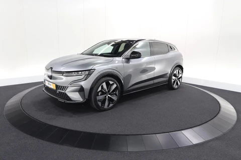 Renault Megane E-Tech EV40 Boost Charge Techno | 1 FASE | SOH 95,5% | Camera | Apple Carplay | Parkeersensoren