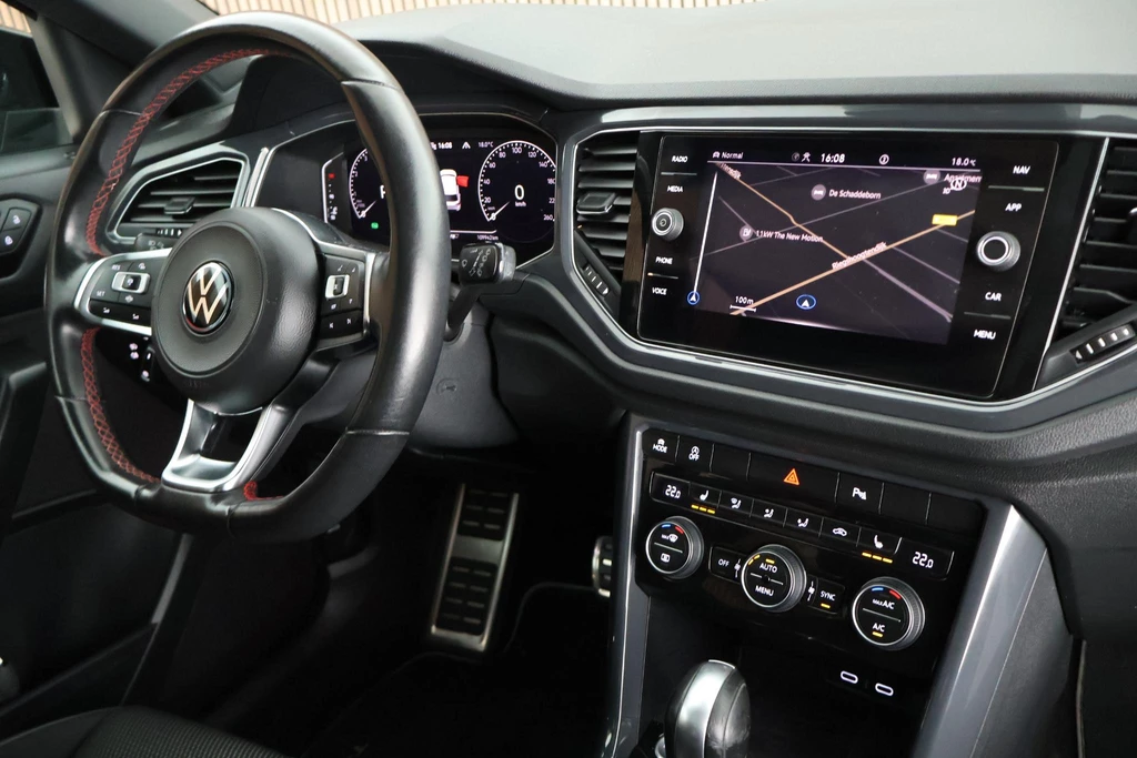 Volkswagen T-Roc – foto 8