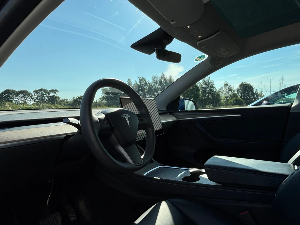 Tesla Model Y – foto 21