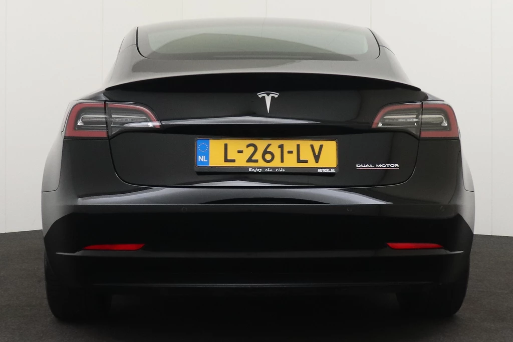 Tesla Model 3 – foto 3