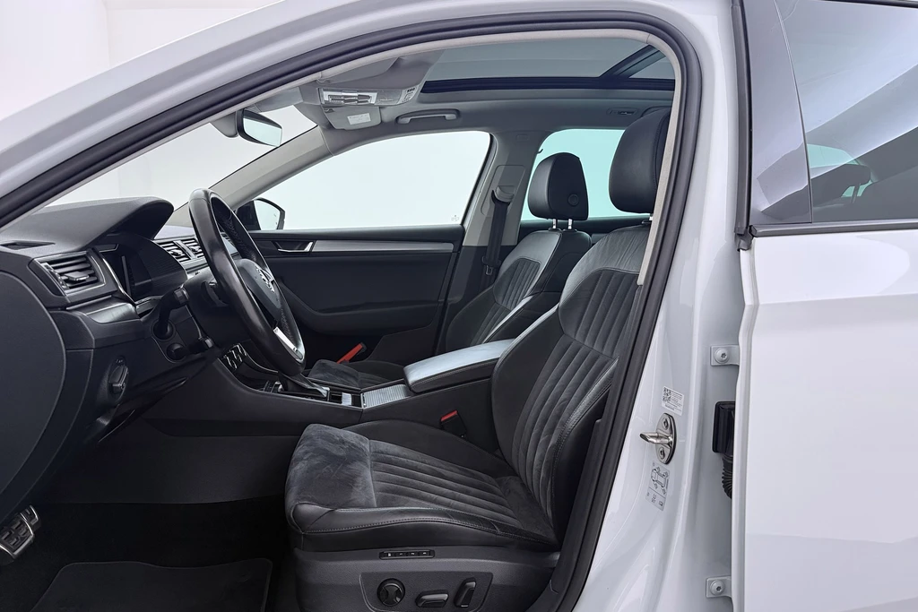 Škoda Superb – foto 15