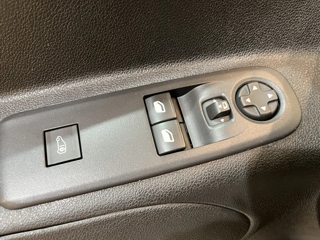 Peugeot Partner – foto 22