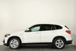 BMW X1 – thumbnail 2