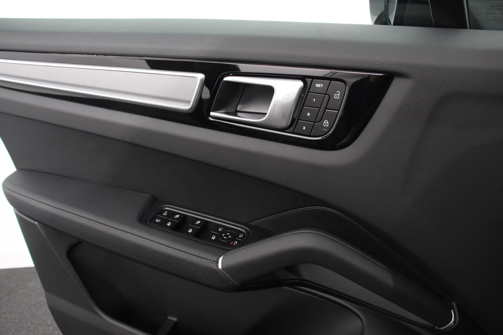Porsche Cayenne – foto 21