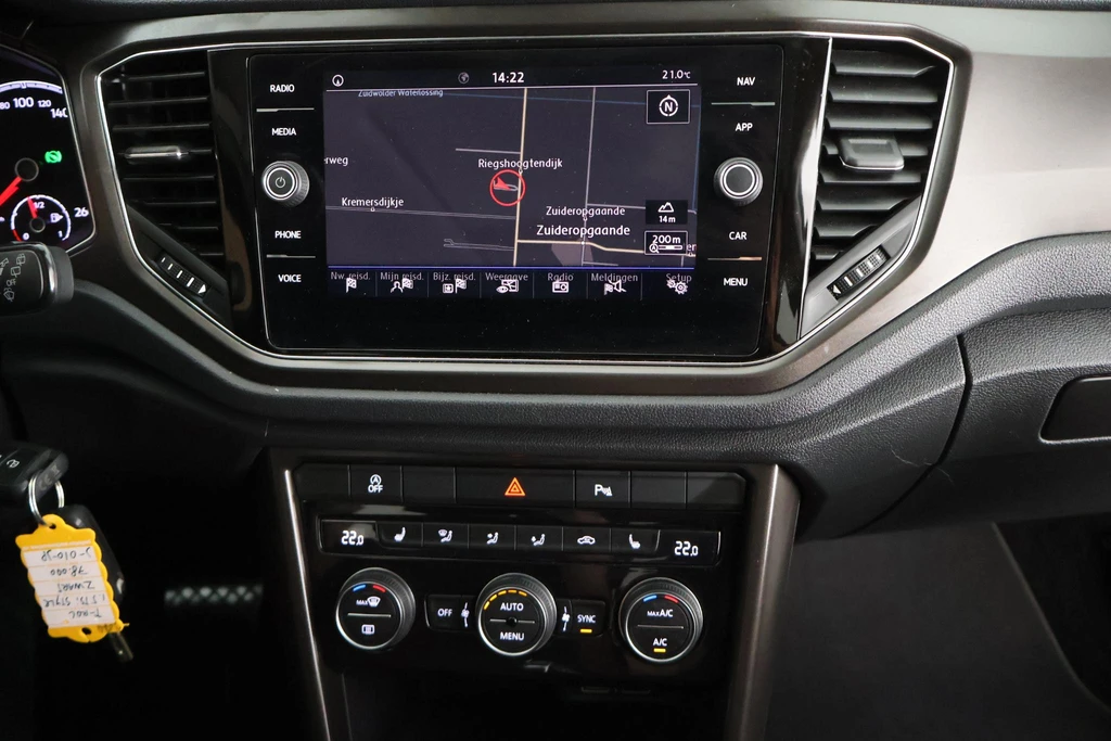 Volkswagen T-Roc – foto 14