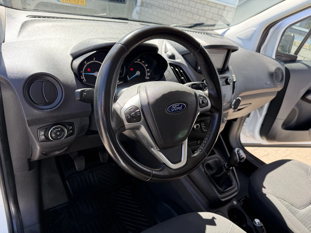 Ford Transit Courier – foto 20