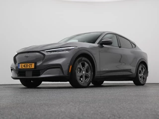 Ford Mustang Mach-E – thumbnail 2