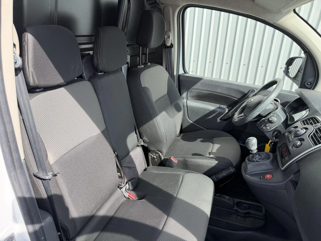 Nissan NV250 – foto 16