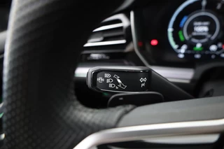 Volkswagen Touareg – thumbnail 21