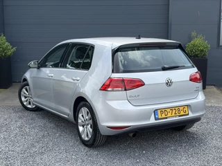 Volkswagen Golf – thumbnail 2