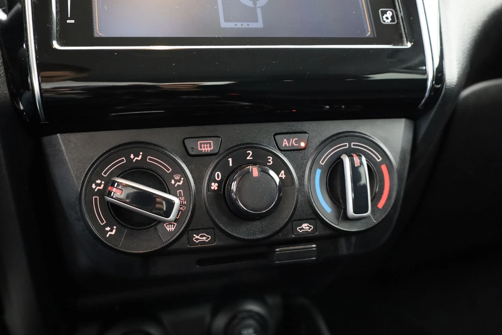 Suzuki Swift – foto 30