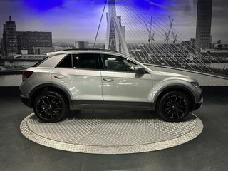 Volkswagen T-Roc – thumbnail 12