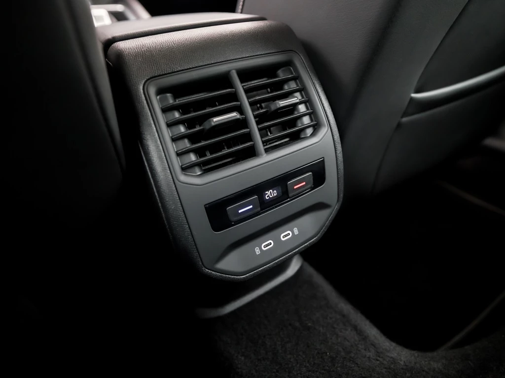 SEAT Leon – foto 32