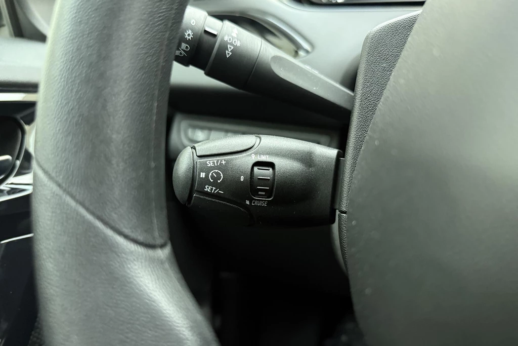 Peugeot 208 – foto 19