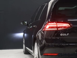 Volkswagen Golf – thumbnail 5