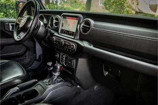 Jeep Wrangler – thumbnail 17