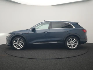 Audi Q8 e-tron – thumbnail 3