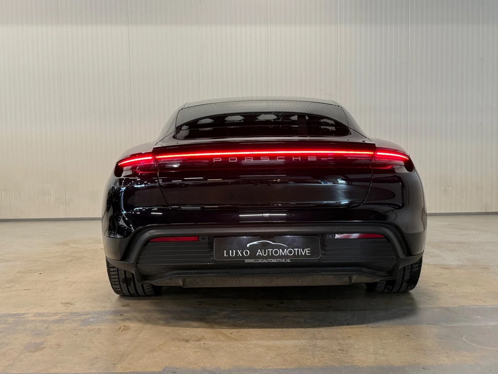 Porsche Taycan – foto 5