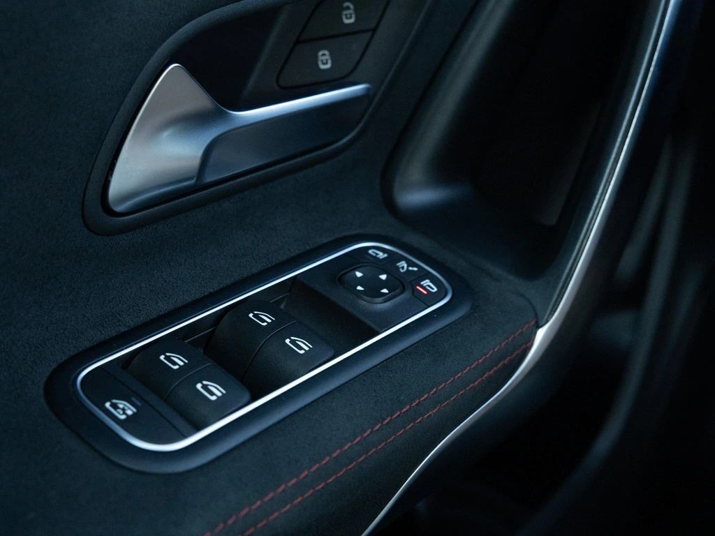 Mercedes-Benz CLA – foto 30