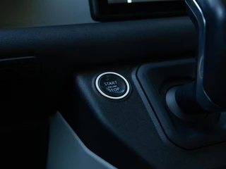 Land Rover Defender – thumbnail 18