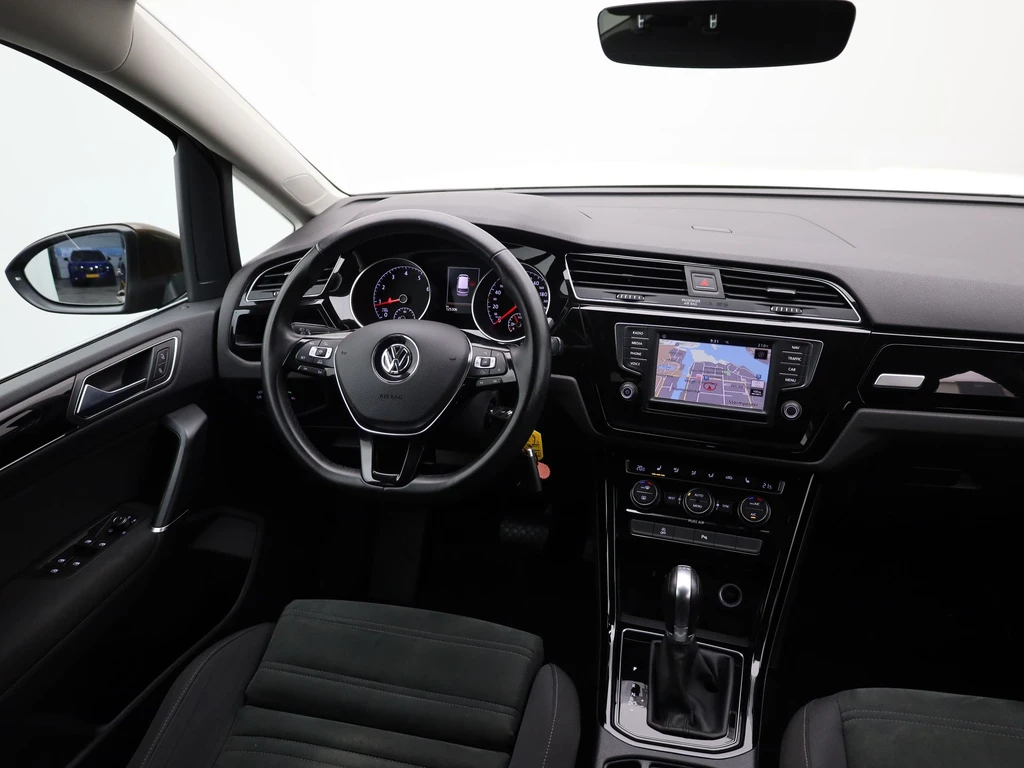 Volkswagen Touran – foto 16