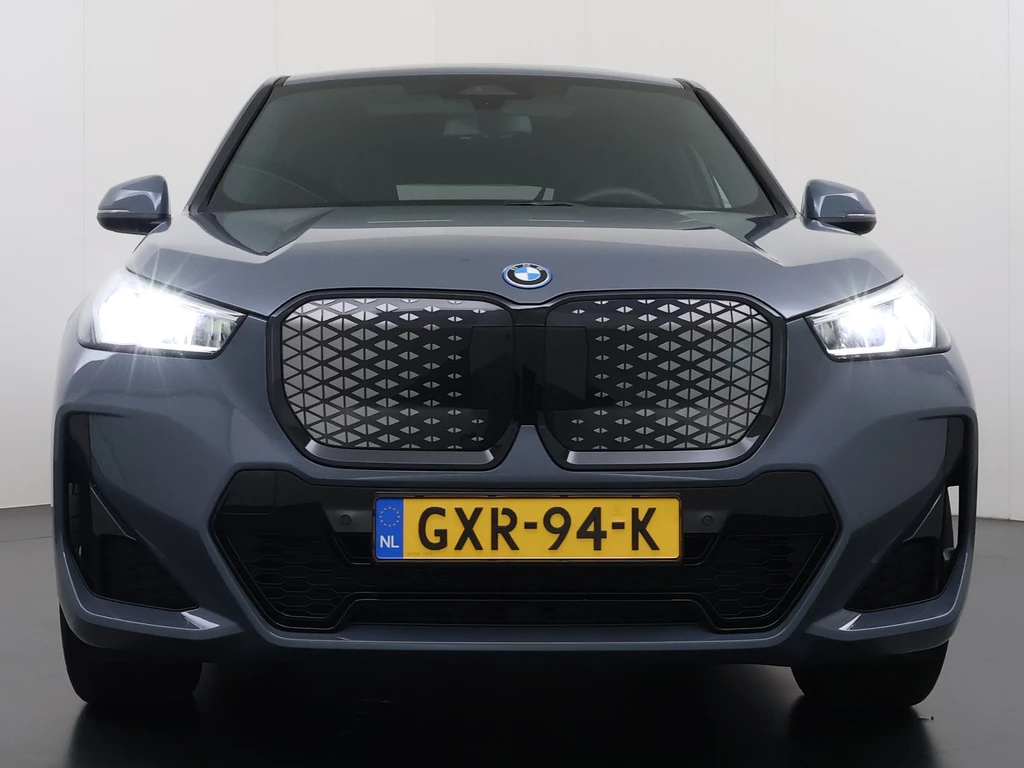 BMW iX1 – foto 9