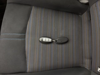 Nissan Leaf – thumbnail 27