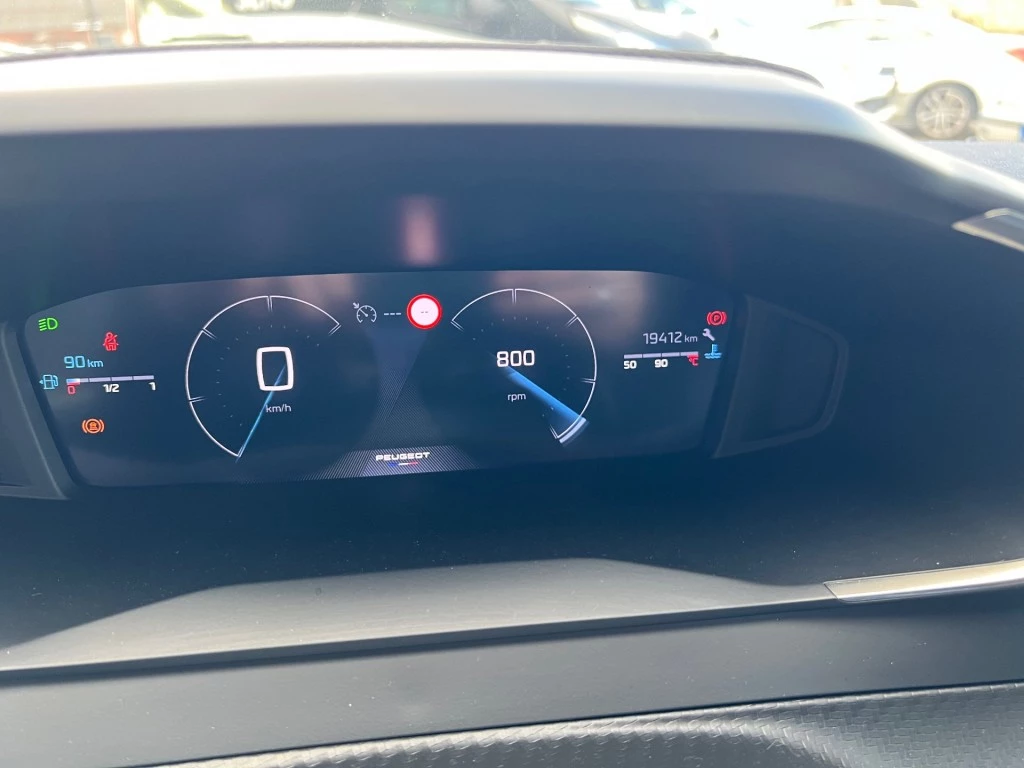 Peugeot 208 – foto 18