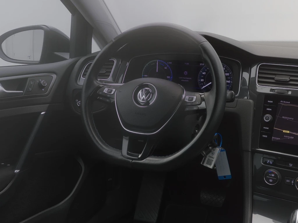 Volkswagen e-Golf – foto 24