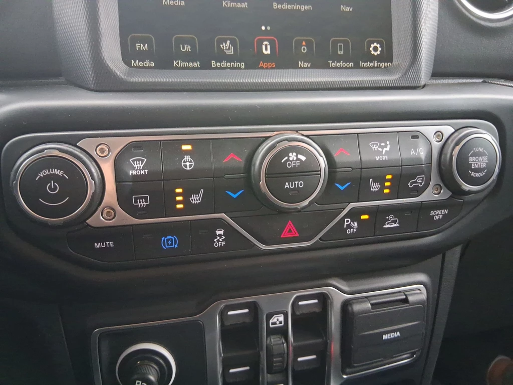 Jeep Wrangler – foto 19