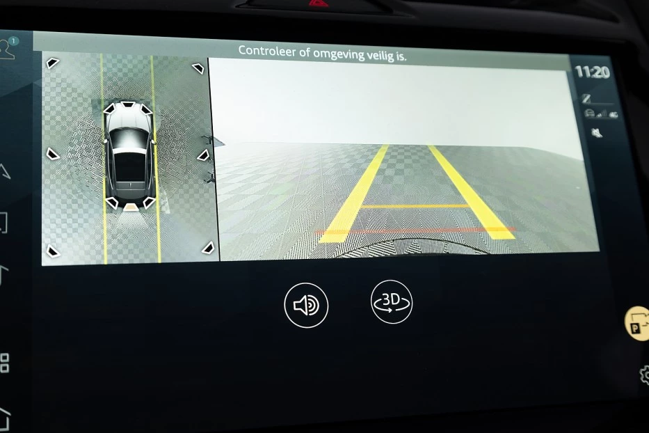 Jaguar E-PACE – foto 32