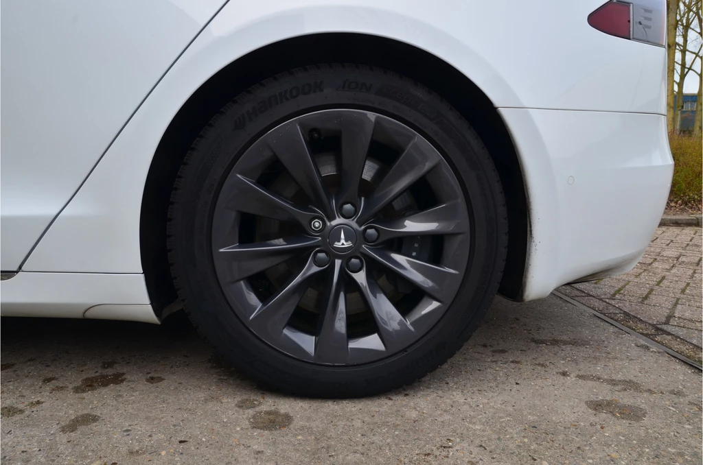 Tesla Model S – foto 34