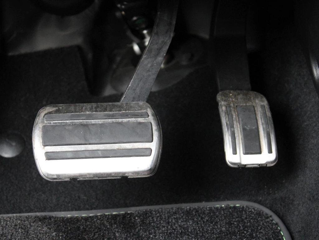 Peugeot 208 – foto 32