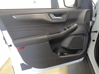 Ford Kuga – thumbnail 10