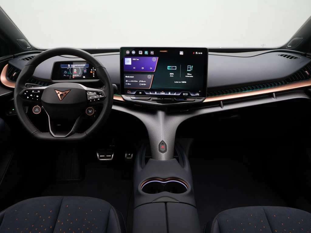 CUPRA Tavascan – foto 12
