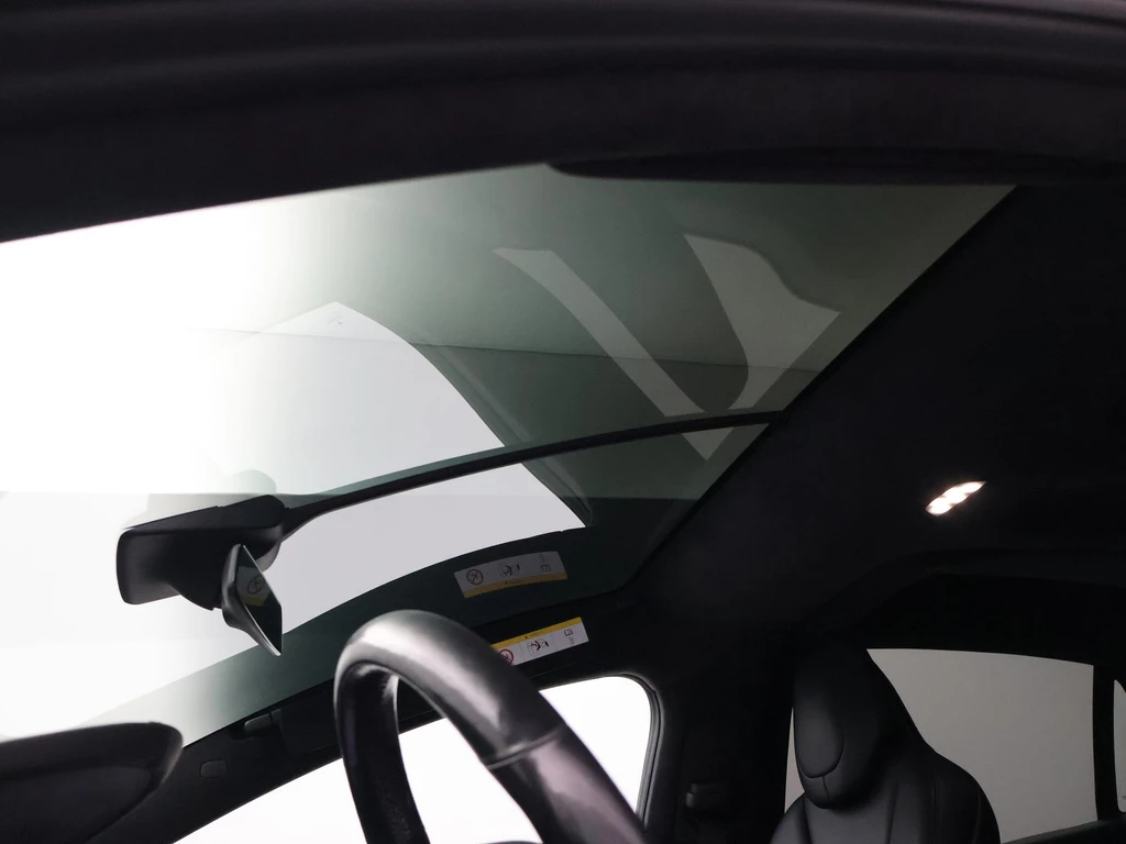 Tesla Model X – foto 32