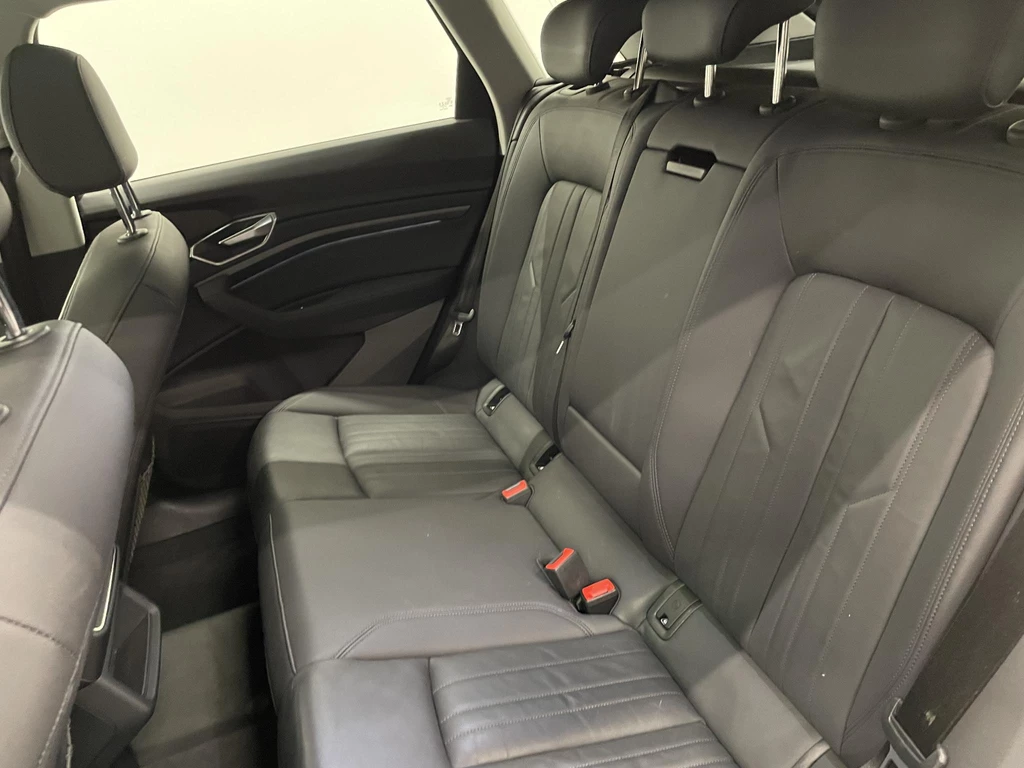 Audi e-tron – foto 14
