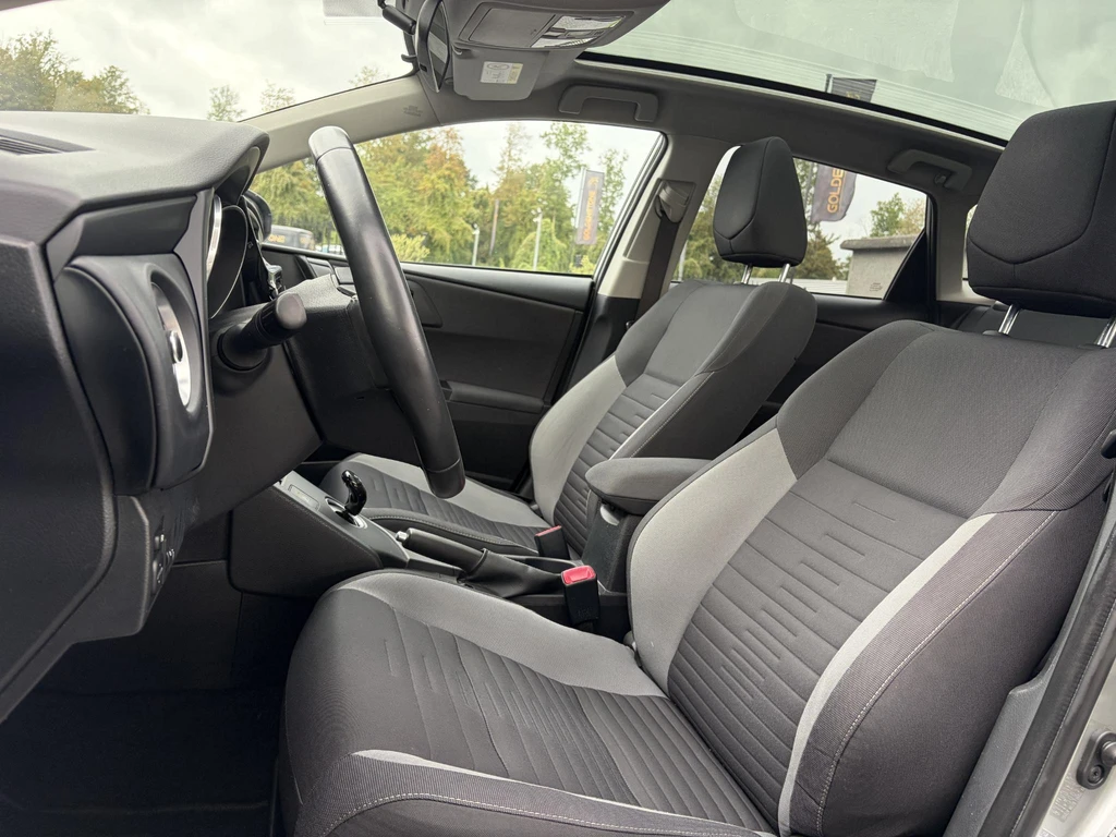 Toyota Auris – foto 9