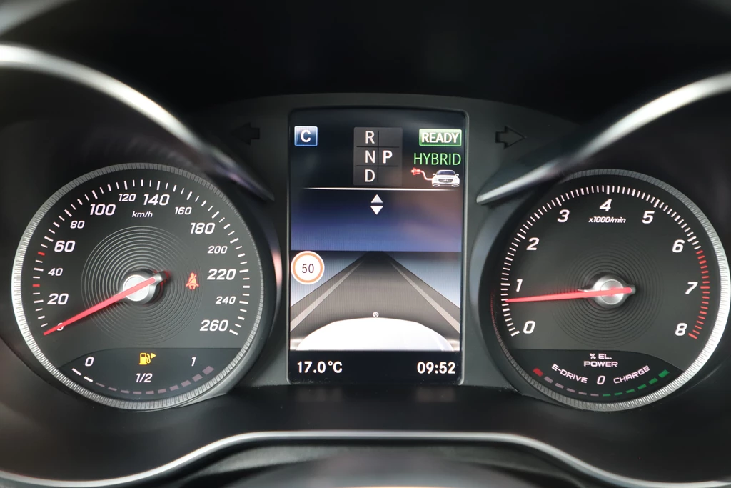 Mercedes-Benz GLC – foto 24