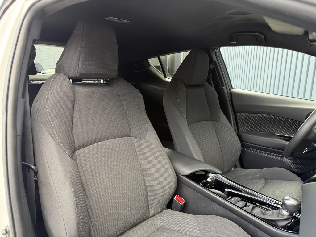 Toyota C-HR – foto 18