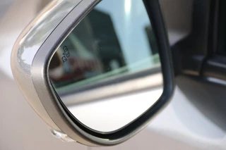 Nissan Leaf – thumbnail 11