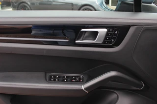 Porsche Cayenne – thumbnail 39