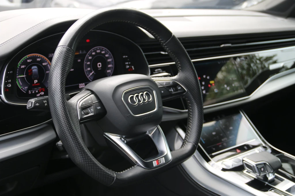 Audi Q7 – foto 9