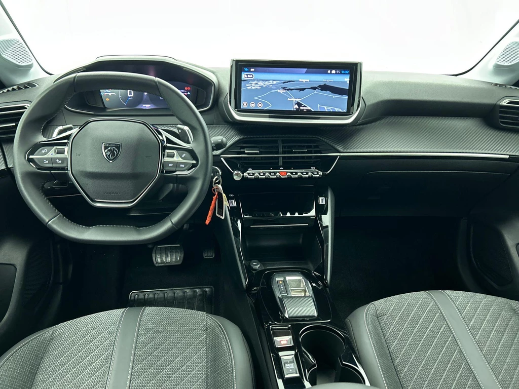 Peugeot 208 – foto 9