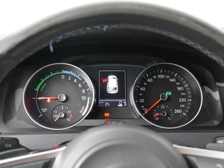 Volkswagen Golf – thumbnail 16