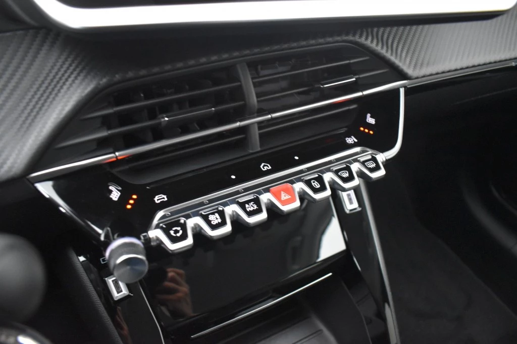 Peugeot 208 – foto 26