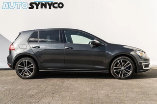 Volkswagen Golf – thumbnail 9