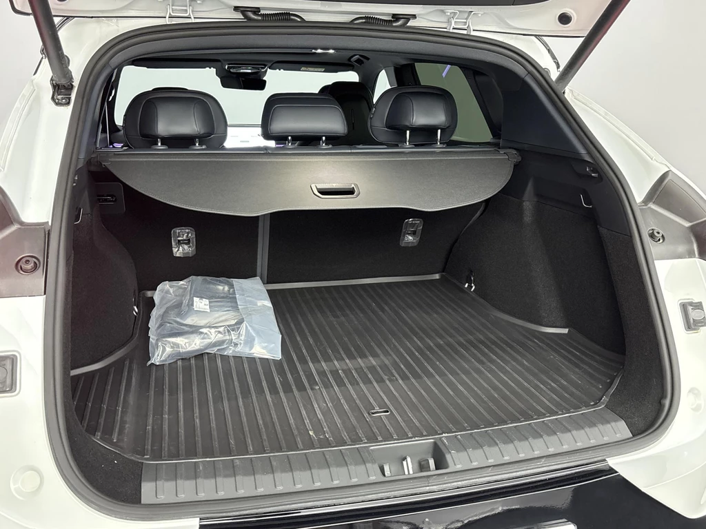Lynk & Co 08 – foto 13