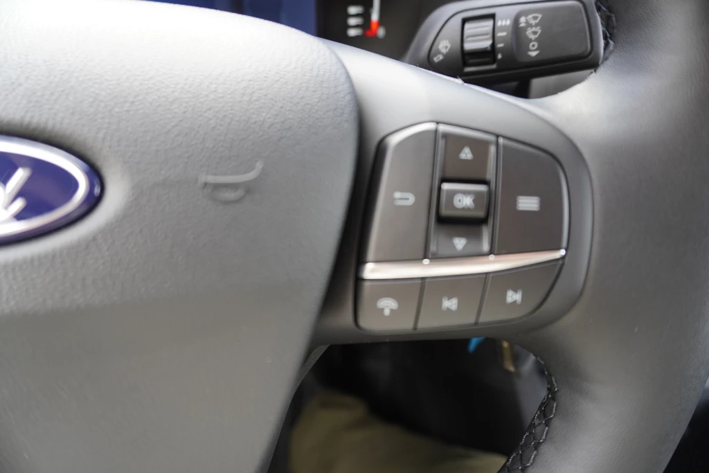 Ford Transit Courier – foto 19