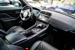 Jaguar F-PACE – thumbnail 64